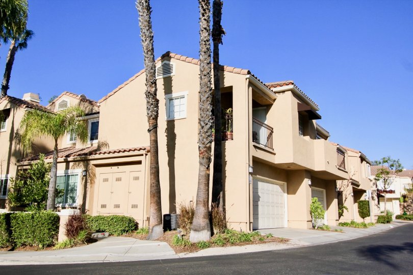 Chandon Condos, Lofts & Townhomes For Sale Chandon Real Estate