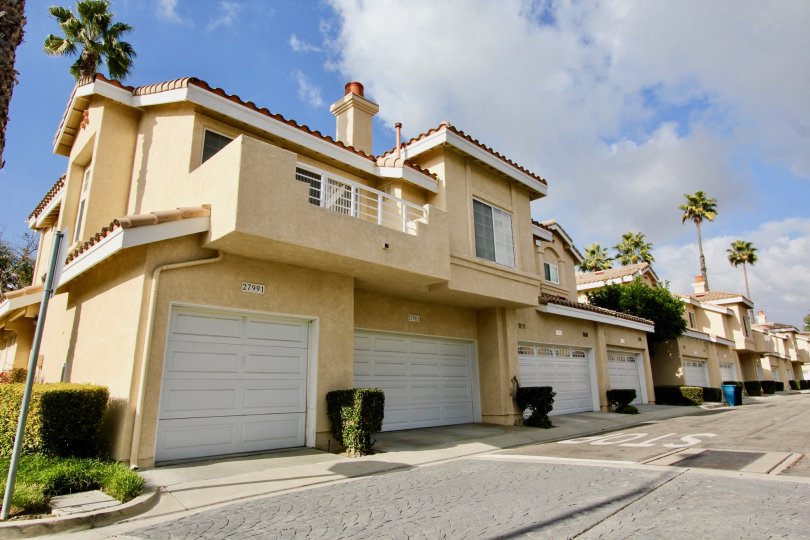 Del Prado Condos, Lofts & Townhomes For Sale Del Prado Real Estate