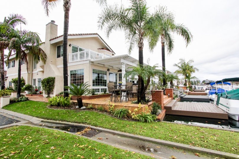 Lake Forest Keys Condos, Lofts & Townhomes For Sale Lake Forest Keys