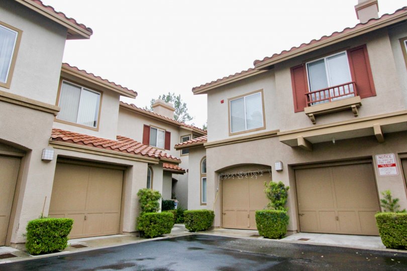 California Court Condos, Lofts & Townhomes For Sale California Court