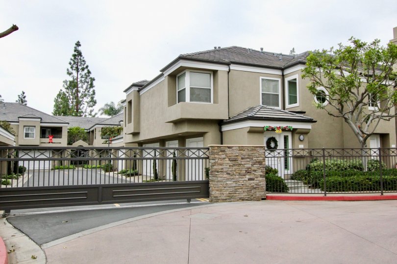 Bayview Court Condos, Lofts & Townhomes For Sale Bayview Court Real