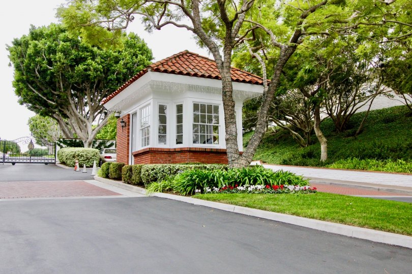 Belcourt Terrace Condos, Lofts & Townhomes For Sale Belcourt Terrace