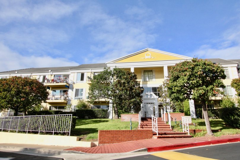 Versailles Condos Newport Beach