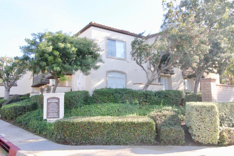 Canyon Hills Condos, Lofts & Townhomes For Sale Canyon Hills Real