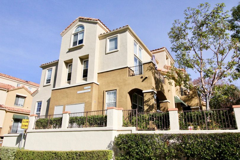 Corte Melina Condos, Lofts & Townhomes For Sale Corte Melina Real