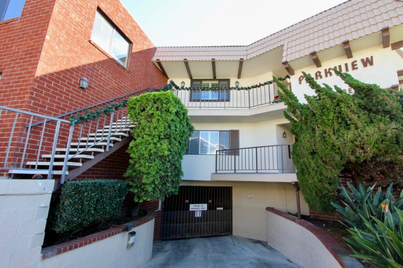 Parkview Manor Condos, Lofts & Townhomes For Sale Parkview Manor Real