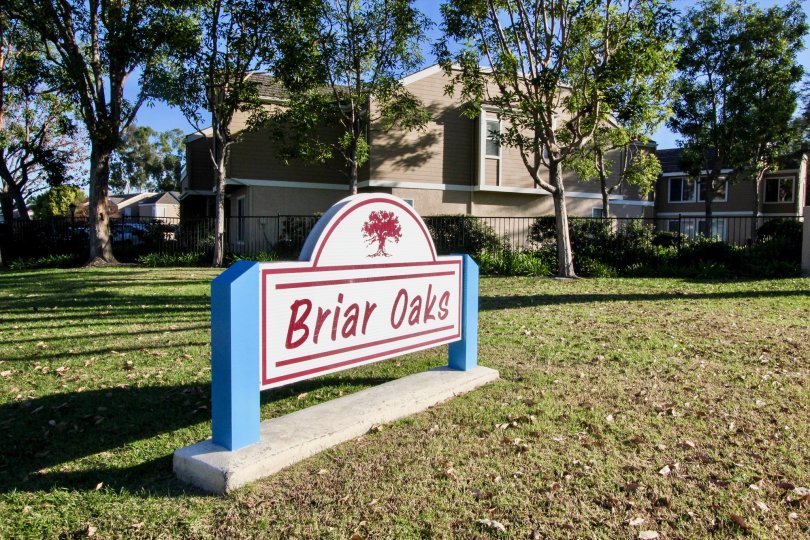 Briar Oaks Condos, Lofts & Townhomes For Sale Briar Oaks Real Estate