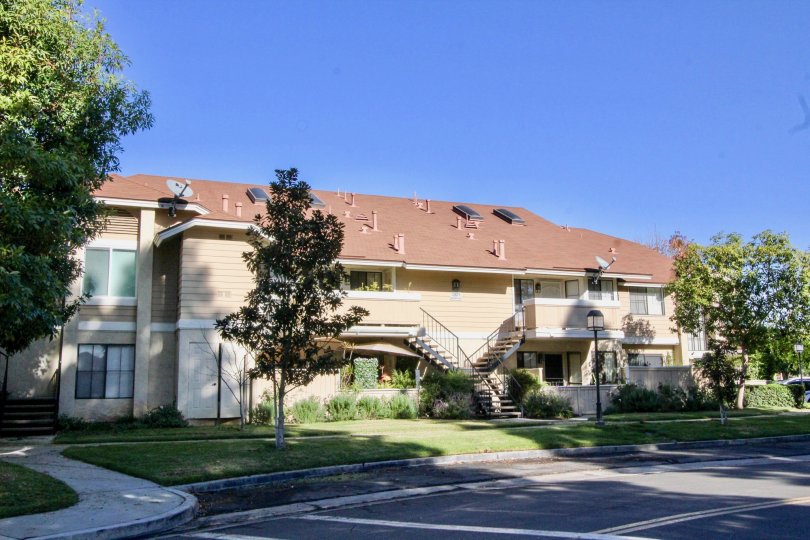 Crosspointe Village Condos, Lofts & Townhomes For Sale Crosspointe Village Real Estate