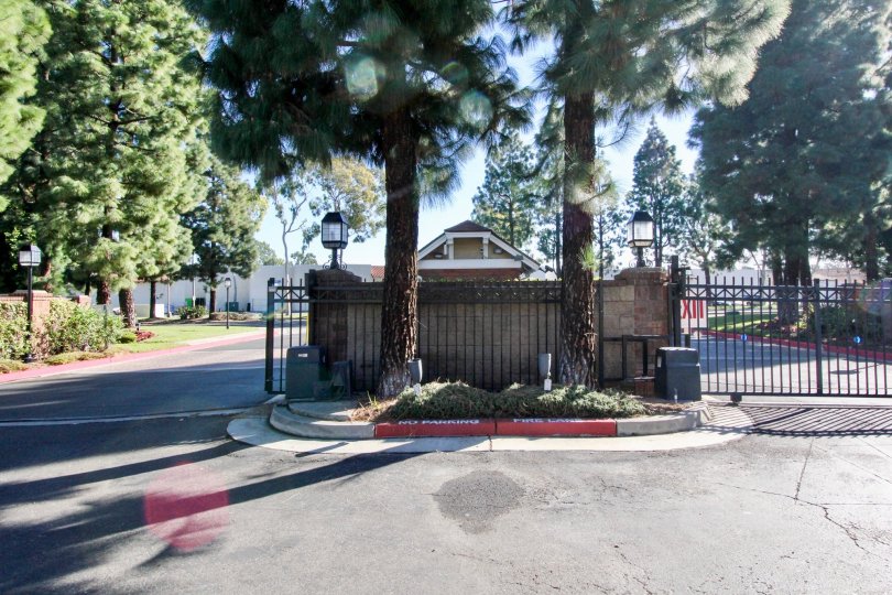 Crosspointe Village Condos, Lofts & Townhomes For Sale Crosspointe