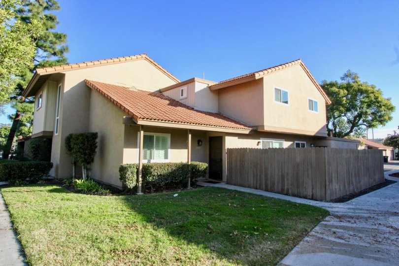 Summertree Condos, Lofts & Townhomes For Sale Summertree Real Estate