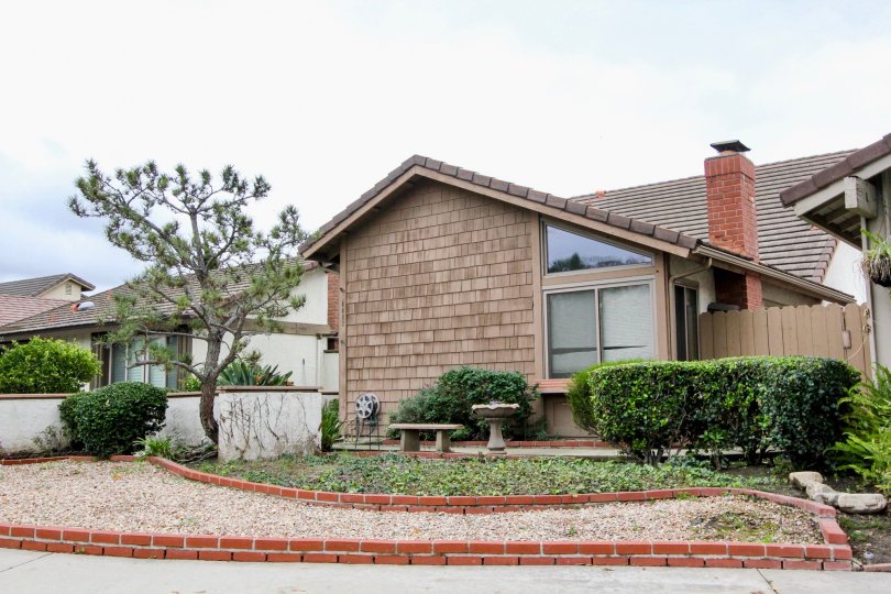 Laurelwood Condos, Lofts & Townhomes For Sale Laurelwood Real Estate