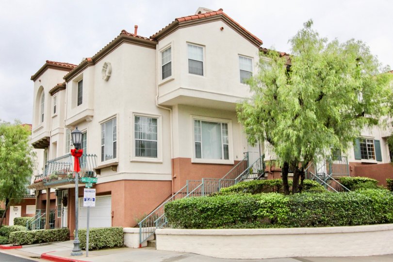 Tustin Del Verde Condos, Lofts & Townhomes For Sale Tustin Del Verde Real Estate Tustin Del