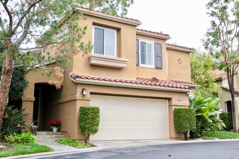 Valencia Condos, Lofts & Townhomes For Sale Valencia Real Estate