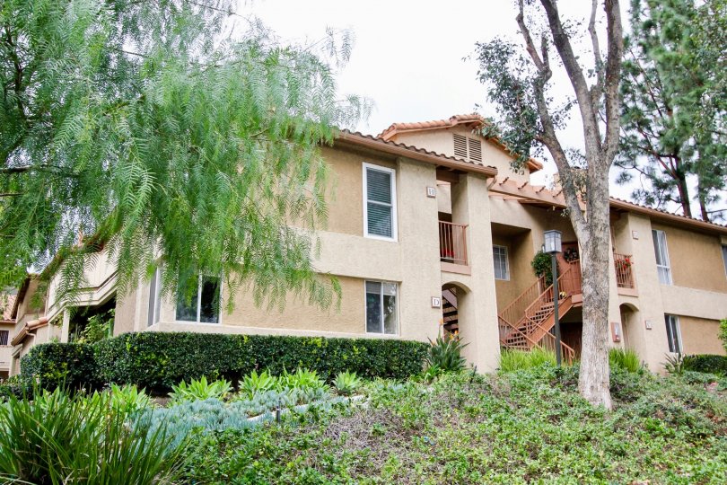 The Hills Condos, Lofts & Townhomes For Sale The Hills Real Estate