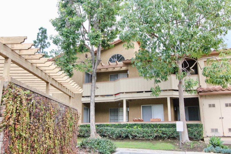 The Hills Condos, Lofts & Townhomes For Sale The Hills Real Estate