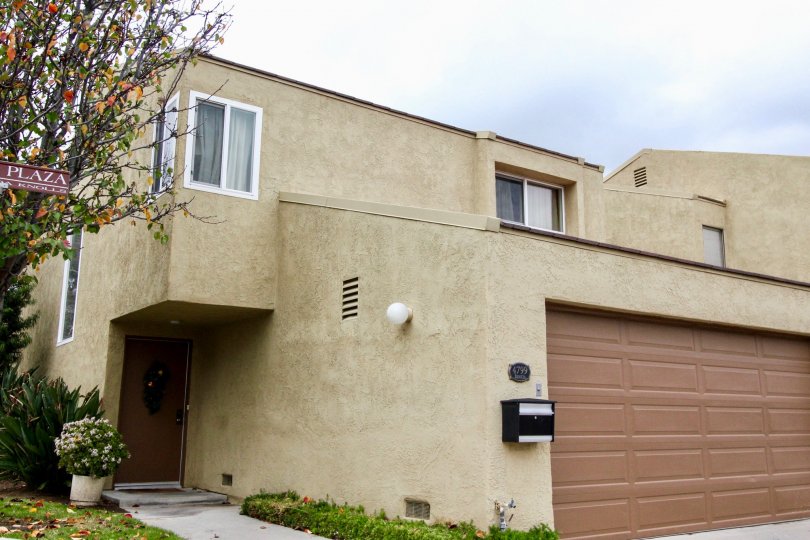 Yorba Linda Knolls Condos, Lofts & Townhomes For Sale Yorba Linda