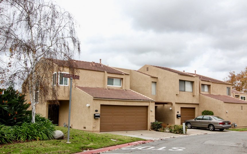 Yorba Linda Knolls Condos, Lofts & Townhomes For Sale Yorba Linda