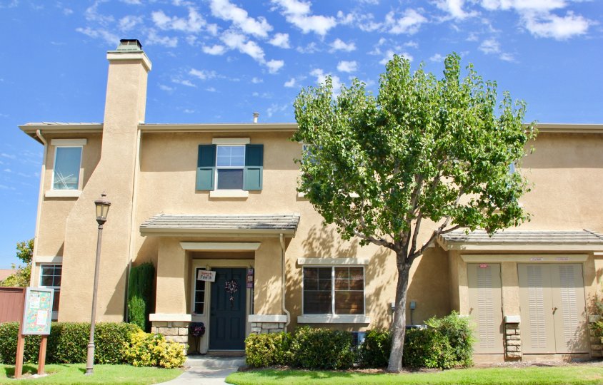 Villas at Old School House Condos, Lofts & Townhomes For Sale Villas at Old School House Real