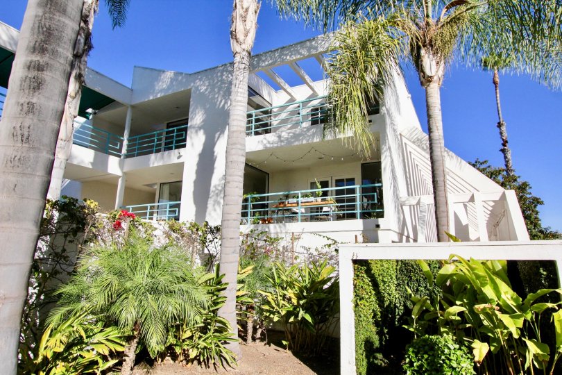 La Costa Greens Condos, Lofts & Townhomes For Sale La Costa Greens