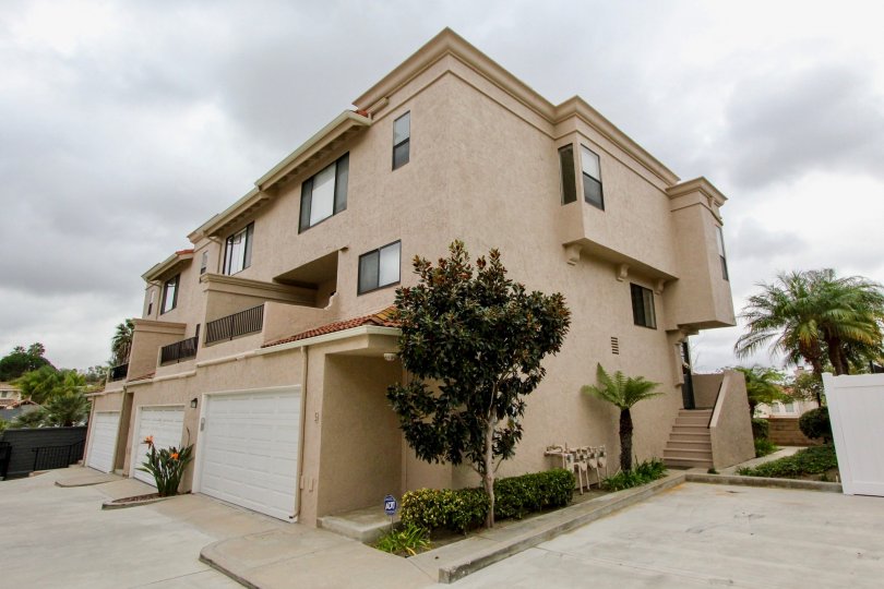 La Costa Hills Condos, Lofts & Townhomes For Sale La Costa Hills Real