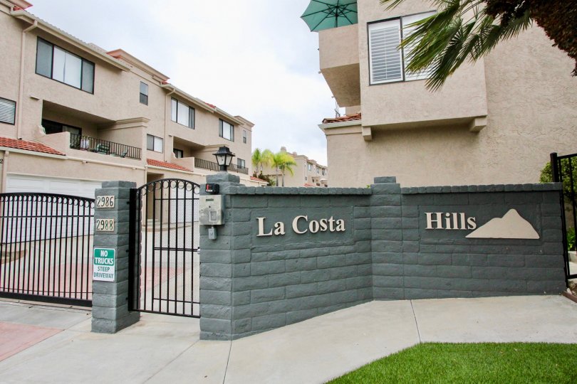 La Costa Hills Condos, Lofts & Townhomes For Sale La Costa Hills Real