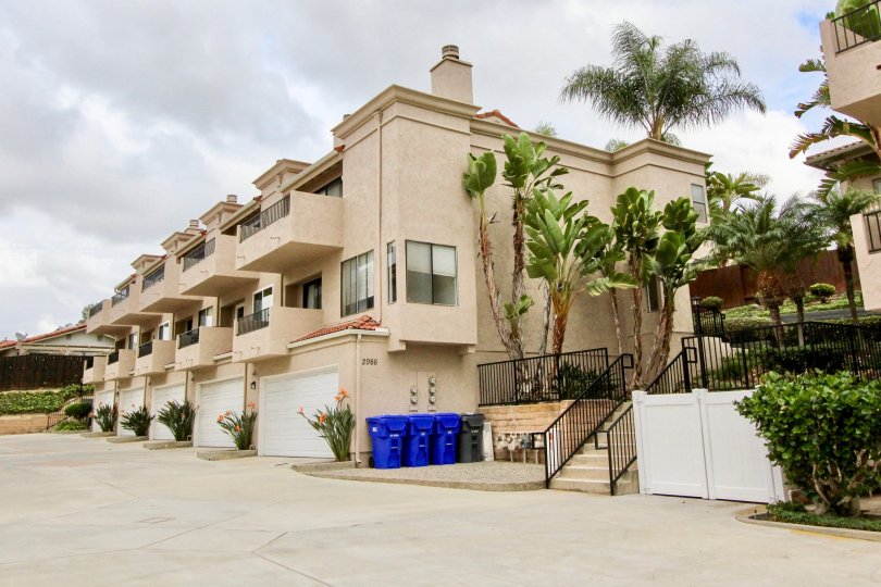 La Costa Hills Condos, Lofts & Townhomes For Sale La Costa Hills Real