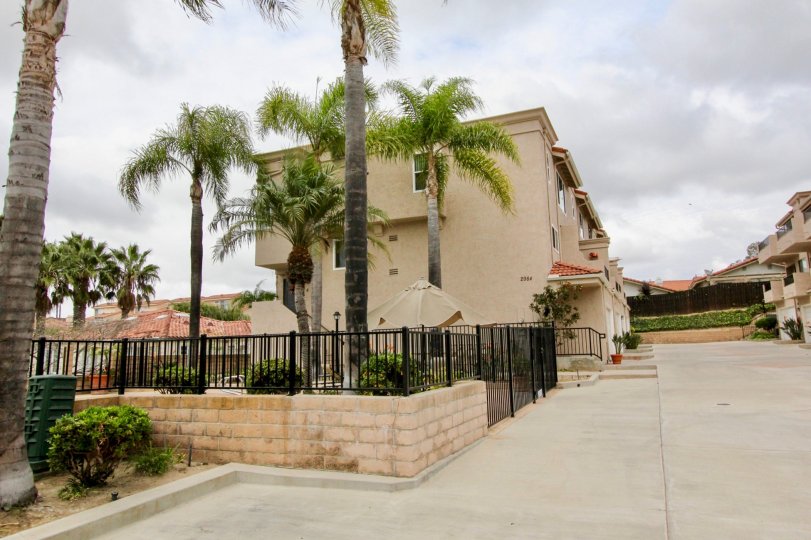 La Costa Hills Condos, Lofts & Townhomes For Sale La Costa Hills Real