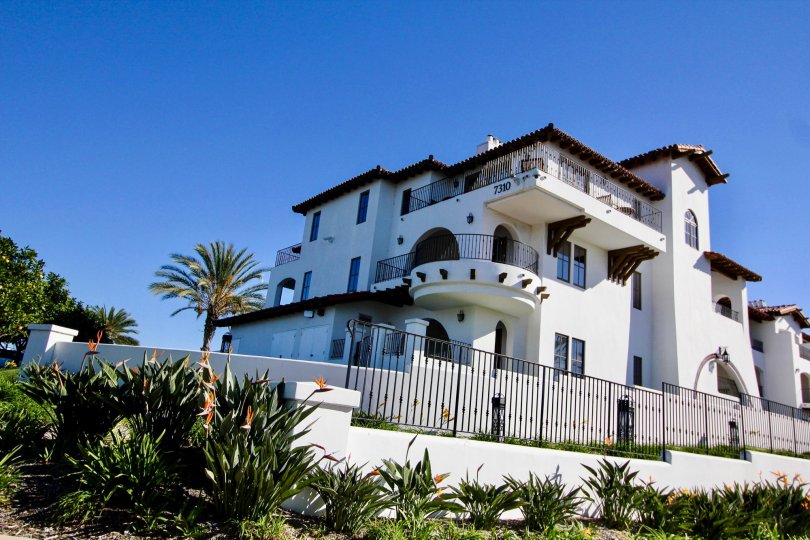 La Costa Resort Villas Condos, Lofts & Townhomes For Sale La Costa