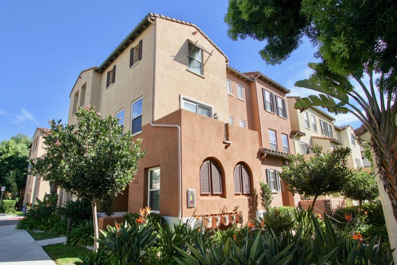 Hearthstone Village Condos, Lofts & Townhomes For Sale Hearthstone