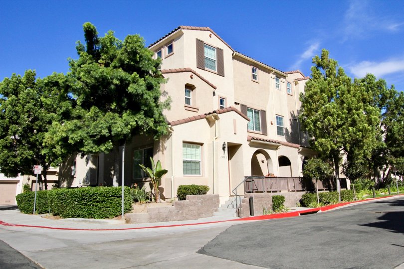 Hearthstone Village Condos, Lofts & Townhomes For Sale Hearthstone