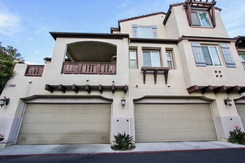 Condos For Sale In Eastlake Ca