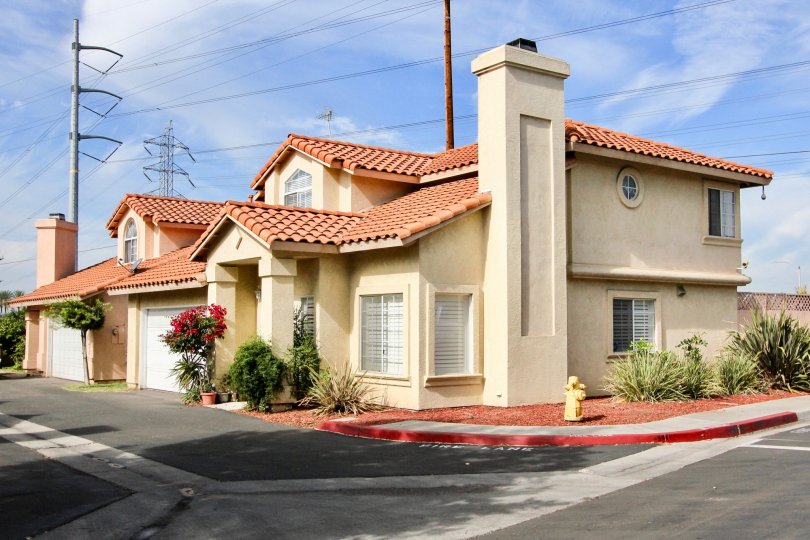 Villa Rosa Condos, Lofts & Townhomes For Sale Villa Rosa Real Estate