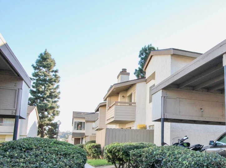 Woodside Village Condos, Lofts & Townhomes For Sale Woodside Village