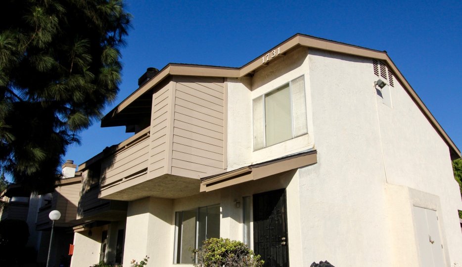 Woodside Village Condos, Lofts & Townhomes For Sale Woodside Village