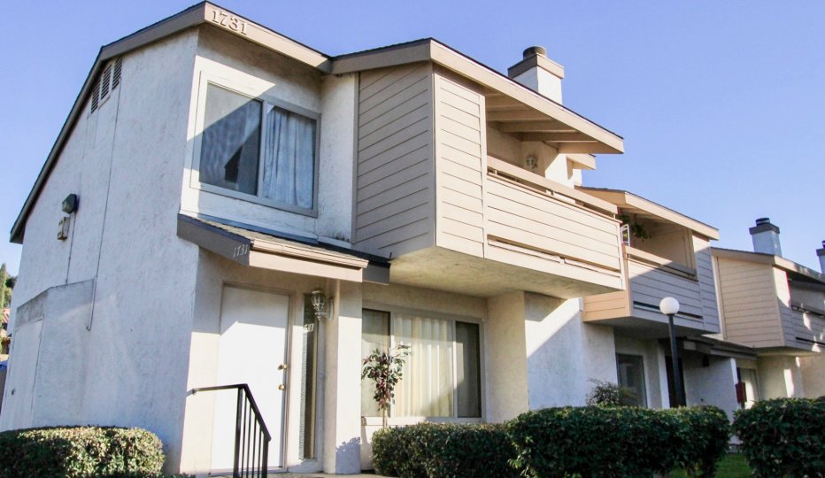 Woodside Village Condos, Lofts & Townhomes For Sale Woodside Village