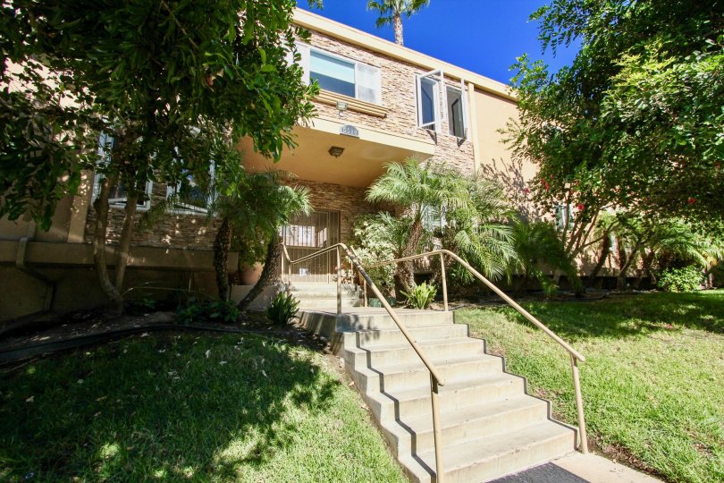 Adelaide Villas Condos, Lofts & Townhomes For Sale Adelaide Villas