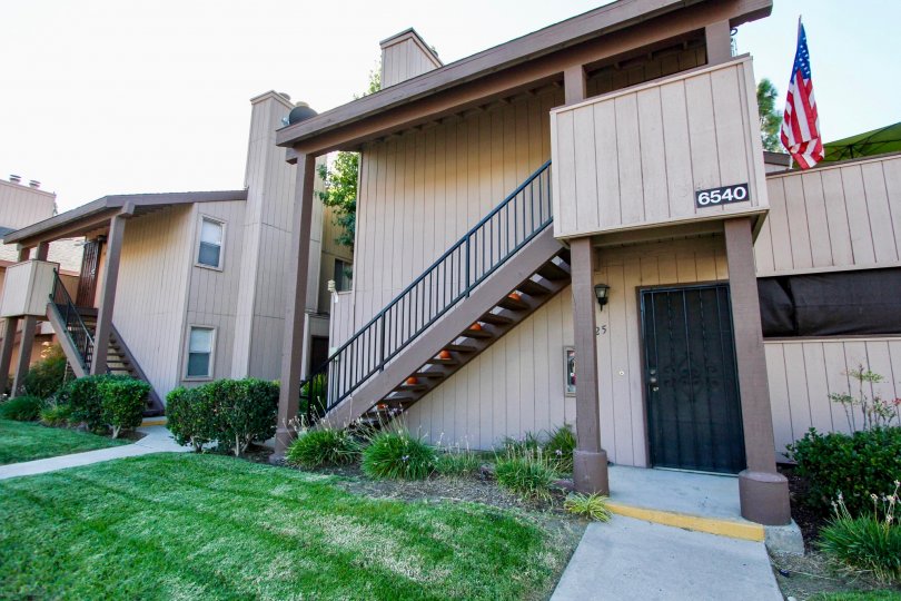 College Grove Village Condos, Lofts & Townhomes For Sale College