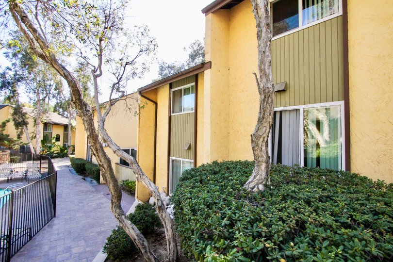 Lake Park Villas Condos, Lofts & Townhomes For Sale Lake Park Villas