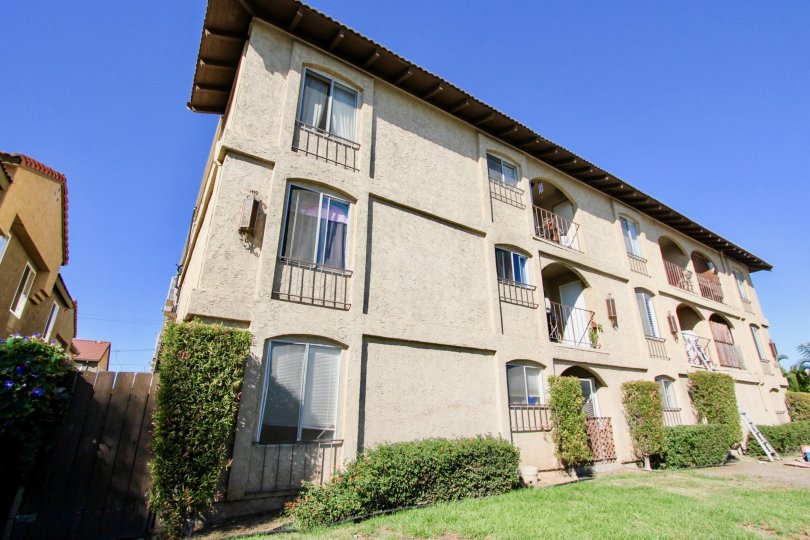 Menlo Ave Condos Condos, Lofts & Townhomes For Sale Menlo Ave Condos