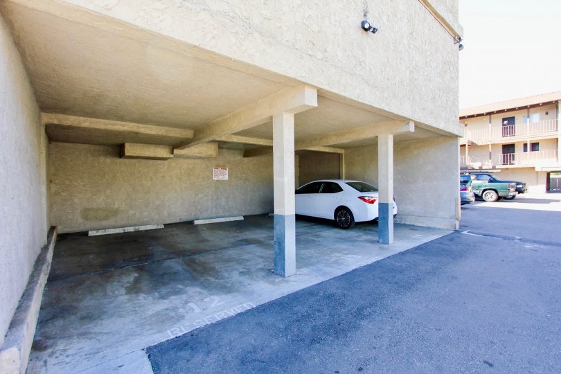 Menlo Ave Condos Condos, Lofts & Townhomes For Sale Menlo Ave Condos