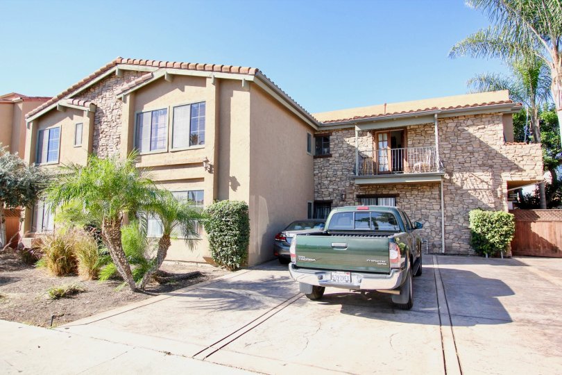 Talmadge Villas Condos, Lofts & Townhomes For Sale Talmadge Villas