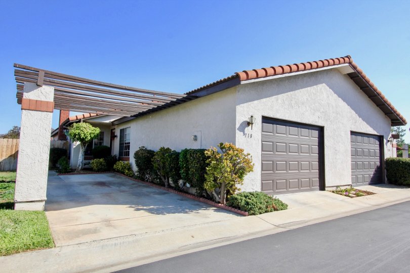 Heather Glen Condos, Lofts & Townhomes For Sale Heather Glen Real