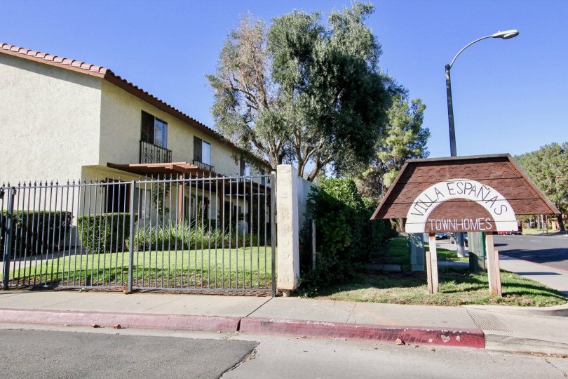 Villa Espanas Condos, Lofts & Townhomes For Sale Villa Espanas Real