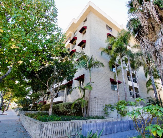 Bankers Hill Towers Condos, Lofts & Townhomes For Sale Bankers Hill