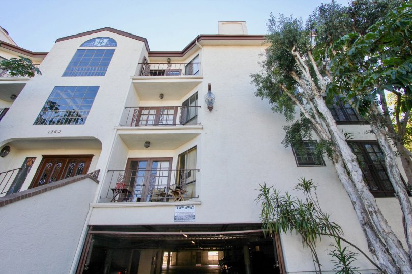 Burgundy House Condos, Lofts & Townhomes For Sale Burgundy House Real