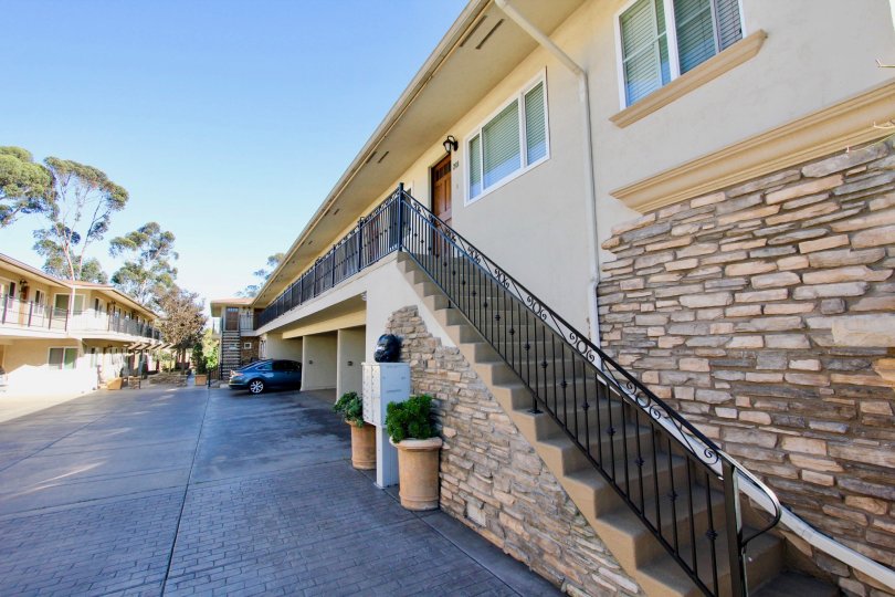 Hillcrest 19 Condos, Lofts & Townhomes For Sale Hillcrest 19 Real