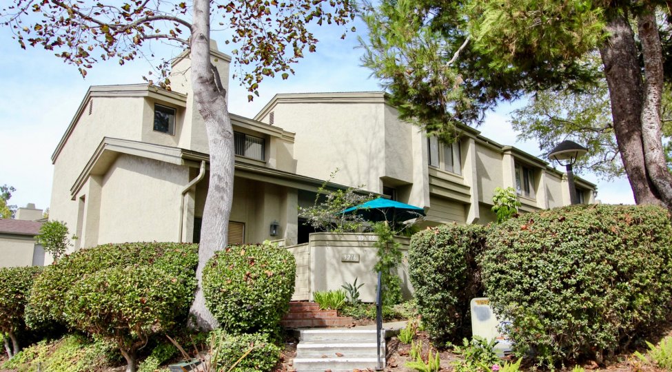 Eastbluff Condos, Lofts & Townhomes For Sale Eastbluff Real Estate