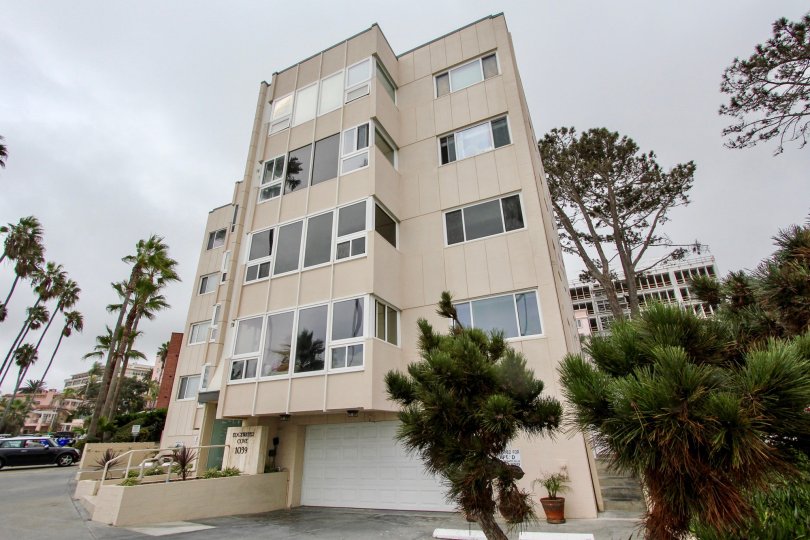 Edgewater Cove Condos, Lofts & Townhomes For Sale Edgewater Cove Real