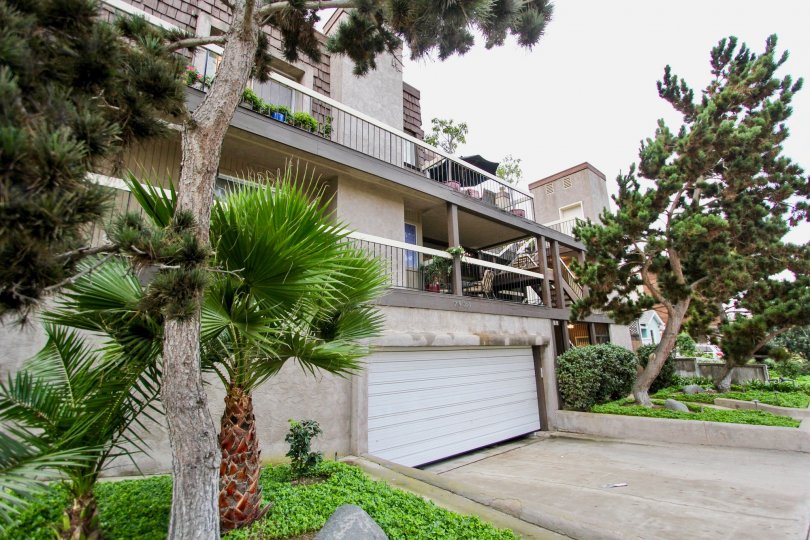 Herschel Condos Condos, Lofts & Townhomes For Sale Herschel Condos