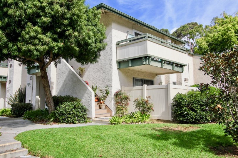 La Jolla Terrace Condos, Lofts & Townhomes For Sale La Jolla Terrace